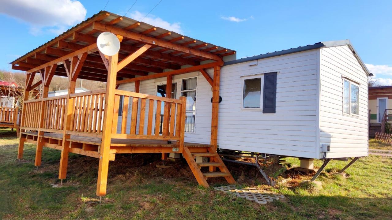 Mobilheimy Camp Vyrovice Hotel Exterior photo